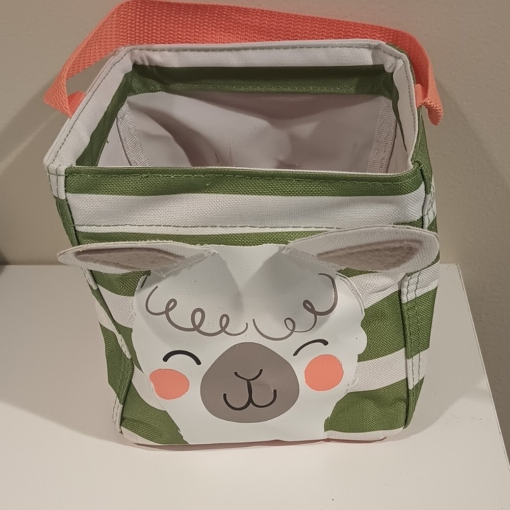 Thirty-one Llama Little Caddy